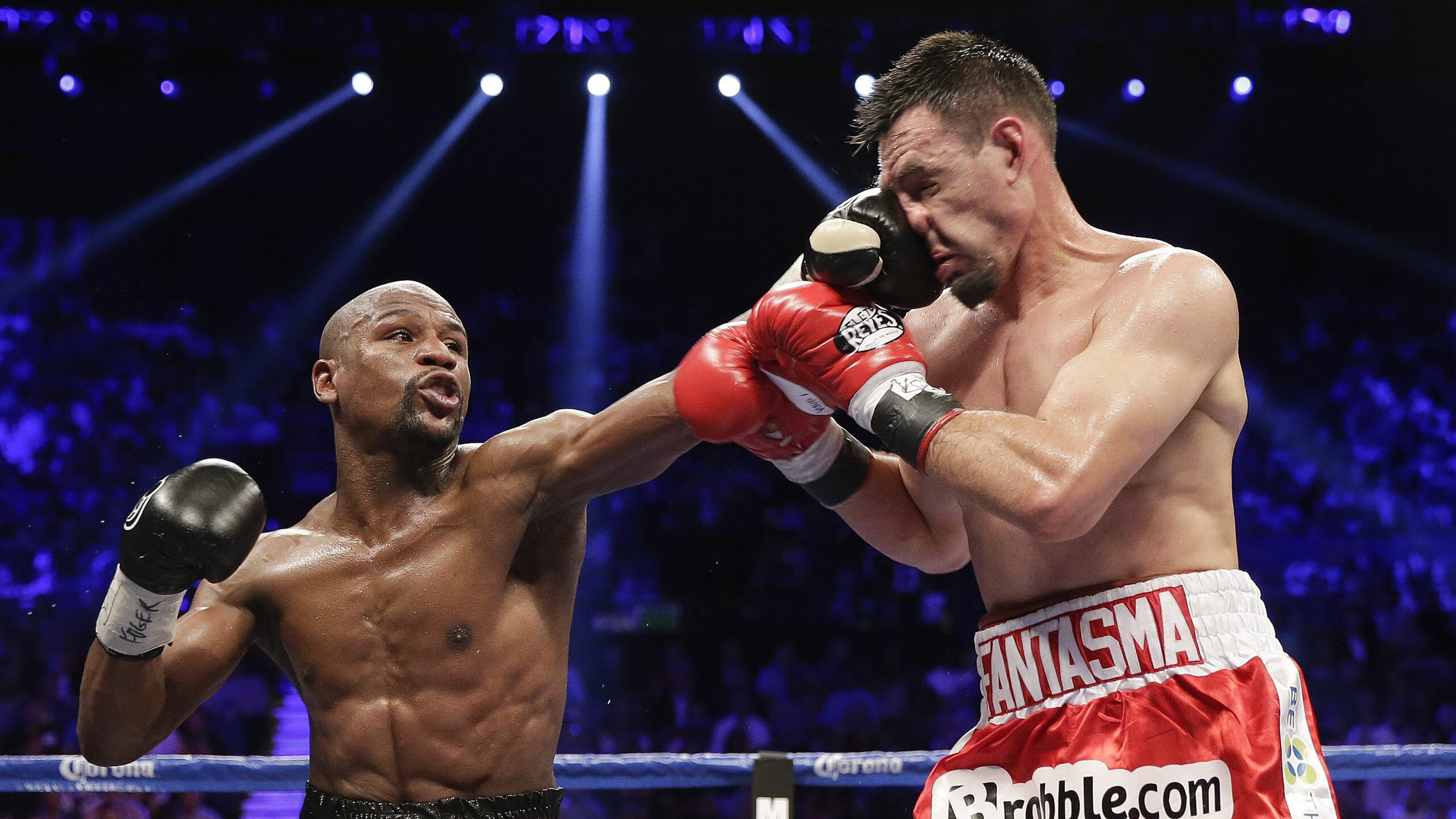 意甲焦点战之夜，萨拉赫彻底打爆防线，独舞亚平宁